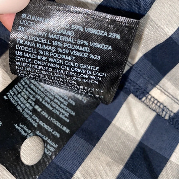 H&M checkered maxi dress size xsmall - Picture 11 of 11